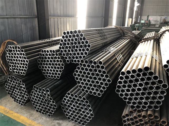 随州小口径厚壁无缝钢管